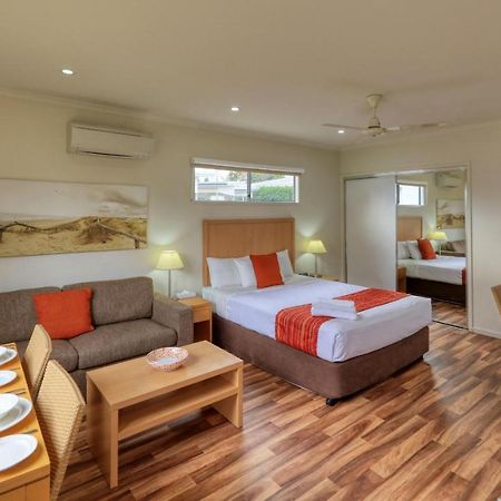 Chinchilla Motor Inn Екстериор снимка