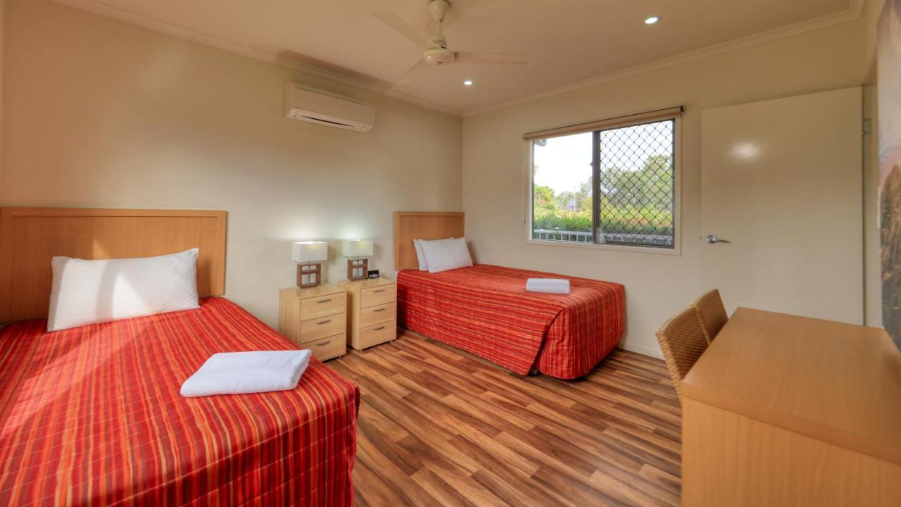 Chinchilla Motor Inn Екстериор снимка