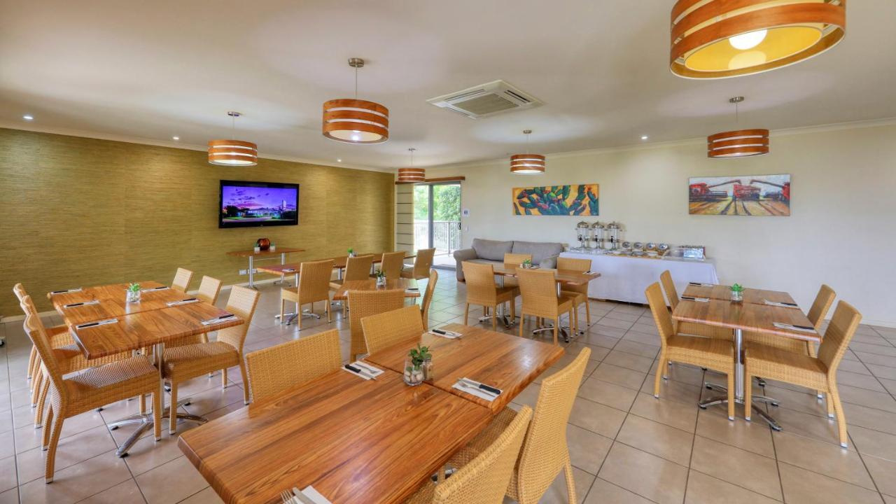 Chinchilla Motor Inn Екстериор снимка