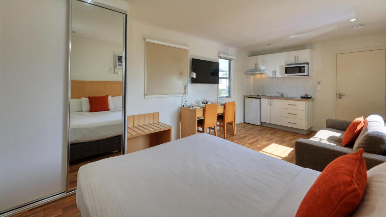 Chinchilla Motor Inn Екстериор снимка