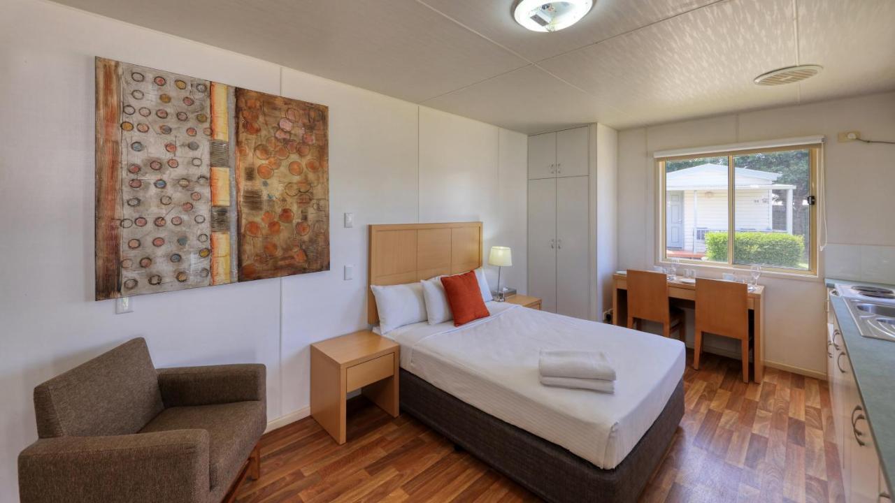 Chinchilla Motor Inn Екстериор снимка