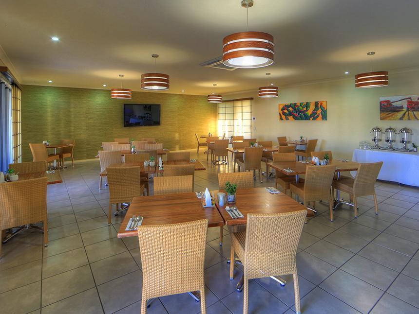 Chinchilla Motor Inn Екстериор снимка